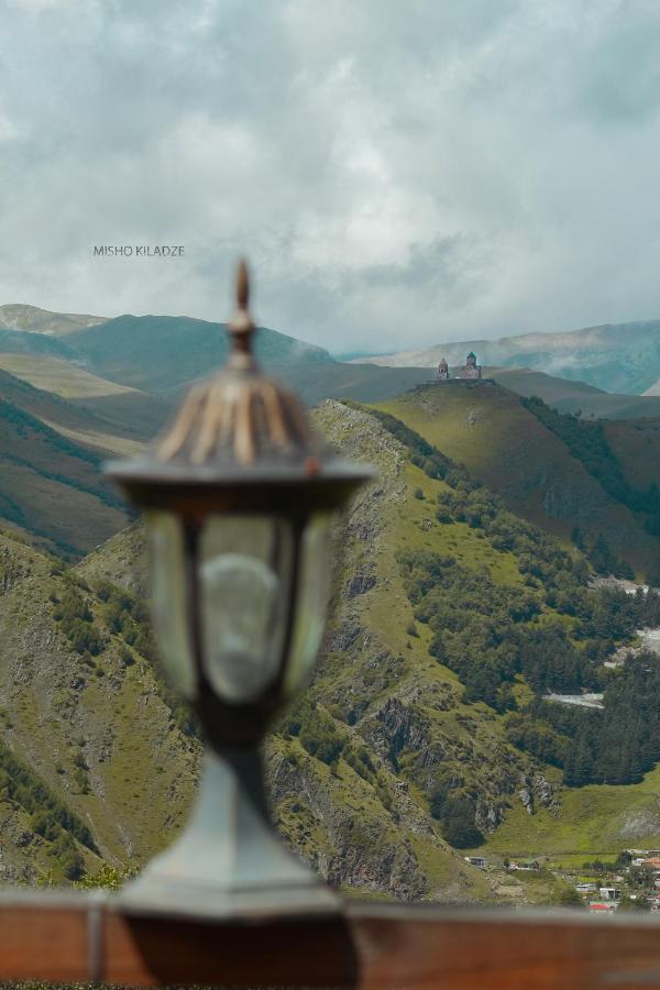 Guesthouse Elli & Cottages Kazbegi Esterno foto