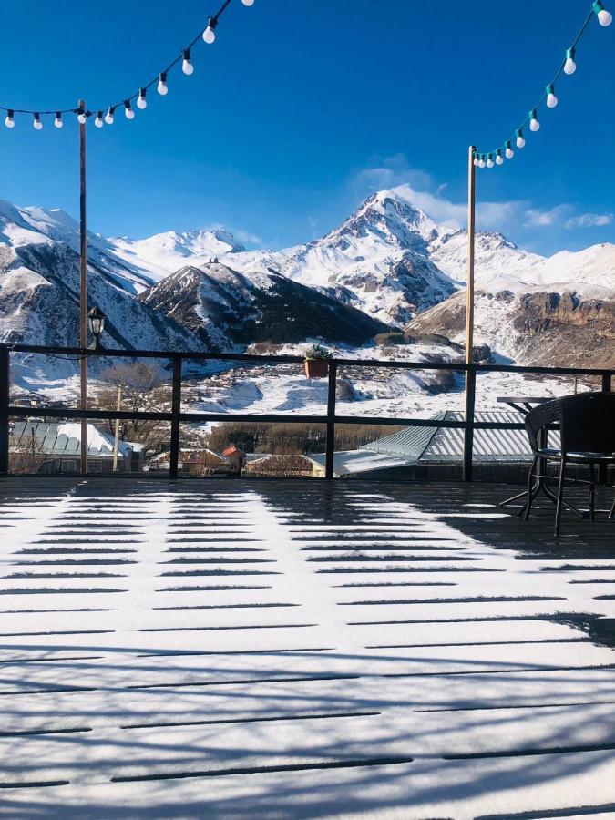 Guesthouse Elli & Cottages Kazbegi Esterno foto