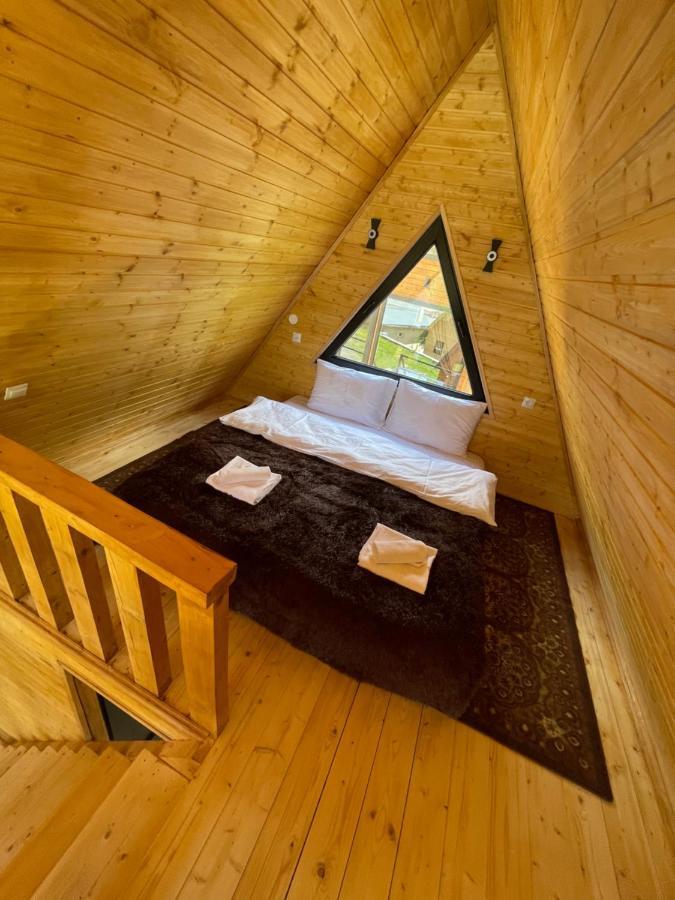 Guesthouse Elli & Cottages Kazbegi Esterno foto