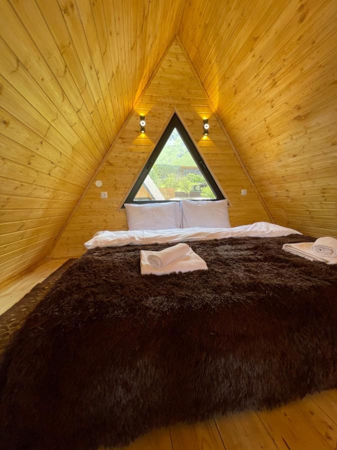 Guesthouse Elli & Cottages Kazbegi Esterno foto