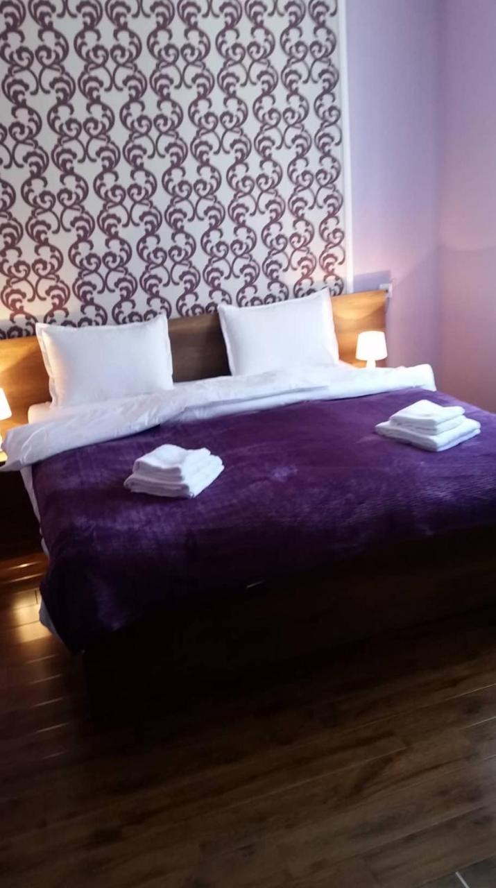 Guesthouse Elli & Cottages Kazbegi Esterno foto